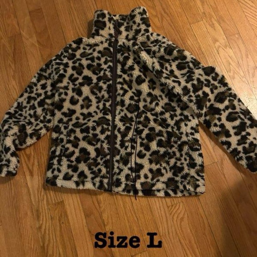 Halcyon Womens zip up fleece sweater size Large